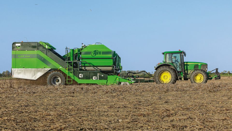 Machine agricole AVR 9200
